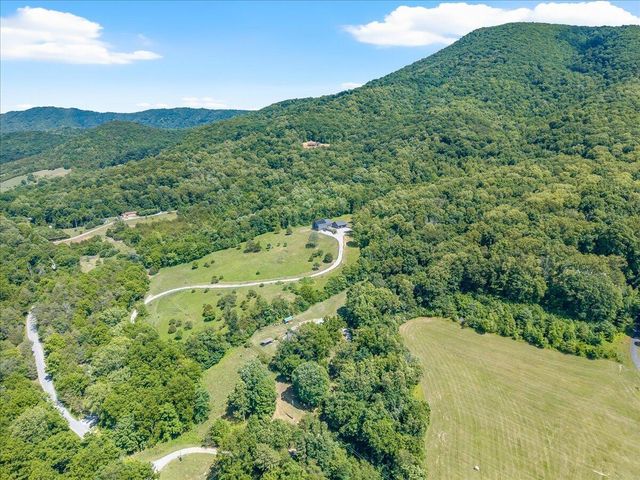 6415 Catawba Creek RD, Troutville, VA 24175