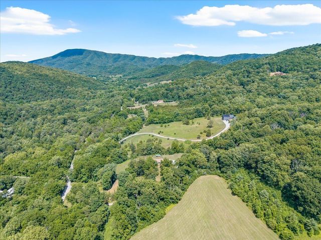 6415 Catawba Creek RD, Troutville, VA 24175