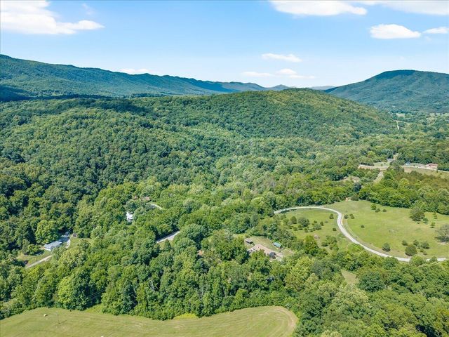 6415 Catawba Creek RD, Troutville, VA 24175