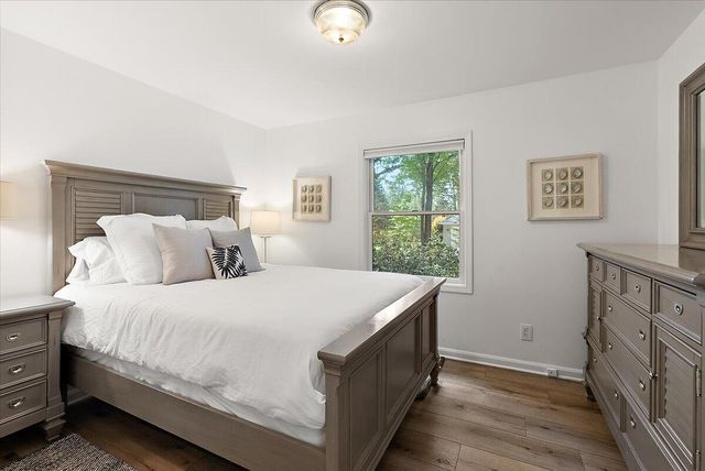 997 Singapore Drive, Saugatuck, MI 49453