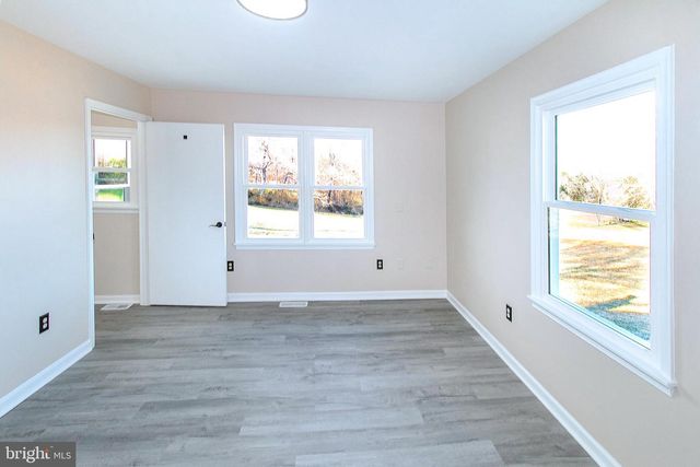 6437 JEFFERSONTON RD, Jeffersonton, VA 22724