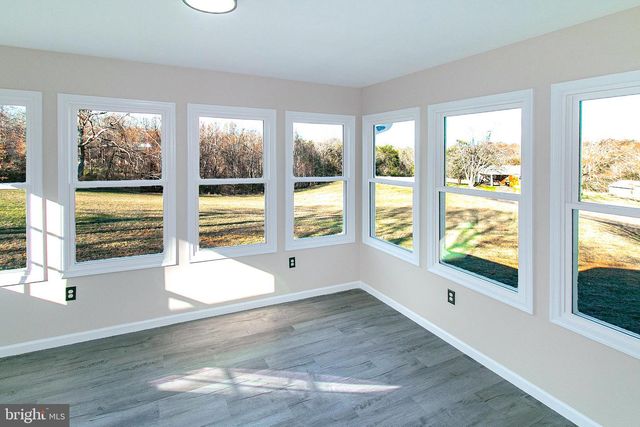 6437 JEFFERSONTON RD, Jeffersonton, VA 22724