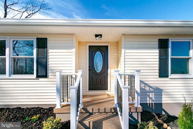 6437 JEFFERSONTON RD, Jeffersonton, VA 22724