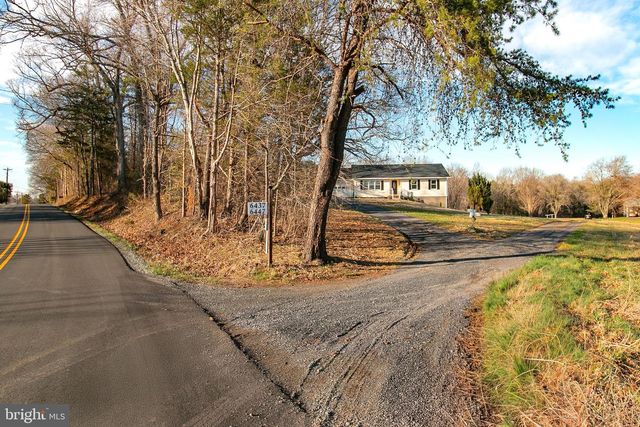 6437 JEFFERSONTON RD, Jeffersonton, VA 22724