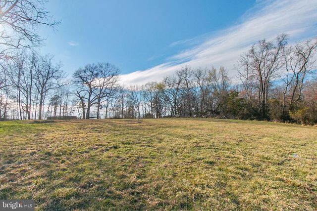 6437 JEFFERSONTON RD, Jeffersonton, VA 22724
