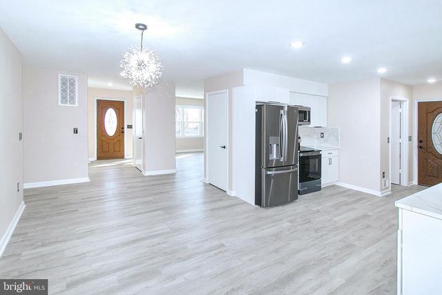 6437 JEFFERSONTON RD, Jeffersonton, VA 22724