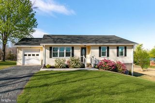 6437 JEFFERSONTON RD, Jeffersonton, VA 22724