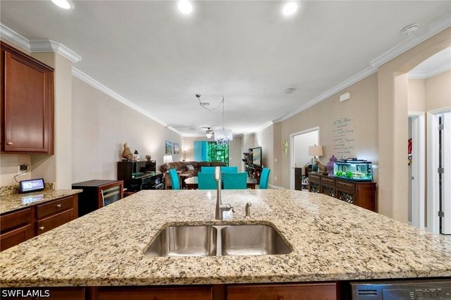 9086 Woodhurst DR, Naples, FL 34120