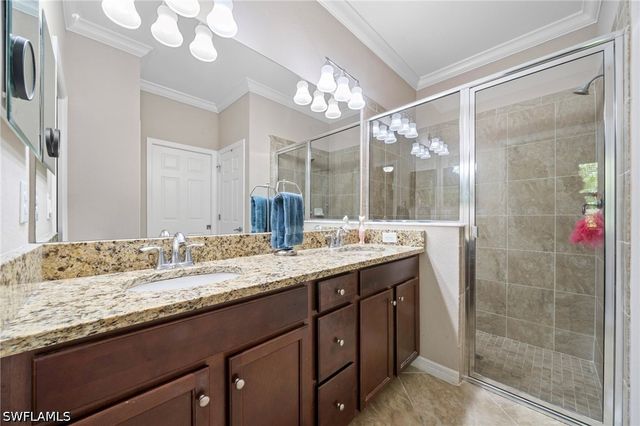 9086 Woodhurst DR, Naples, FL 34120