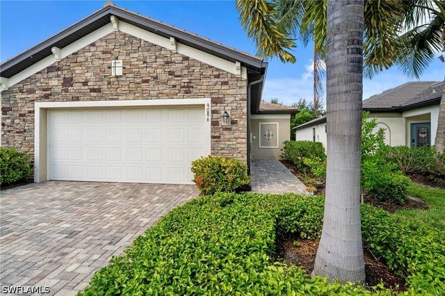 9086 Woodhurst DR, Naples, FL 34120