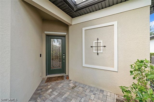 9086 Woodhurst DR, Naples, FL 34120