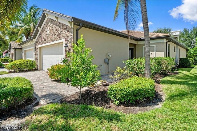 9086 Woodhurst DR, Naples, FL 34120