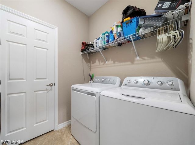 9086 Woodhurst DR, Naples, FL 34120