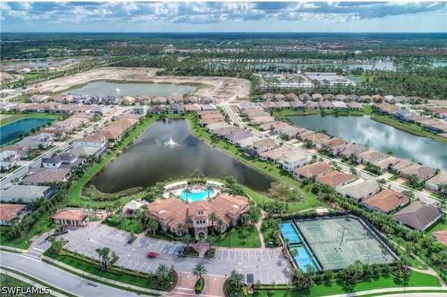 9086 Woodhurst DR, Naples, FL 34120