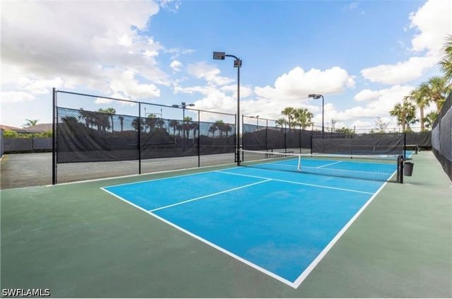9086 Woodhurst DR, Naples, FL 34120