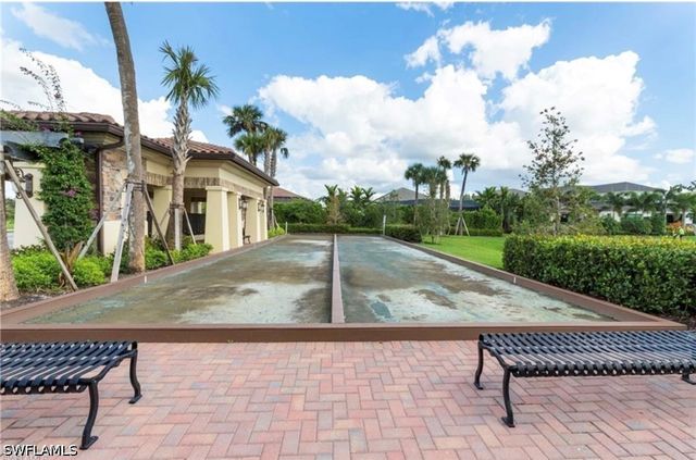 9086 Woodhurst DR, Naples, FL 34120