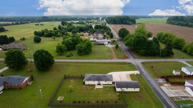 16021 Oneal Road, Athens, AL 35614