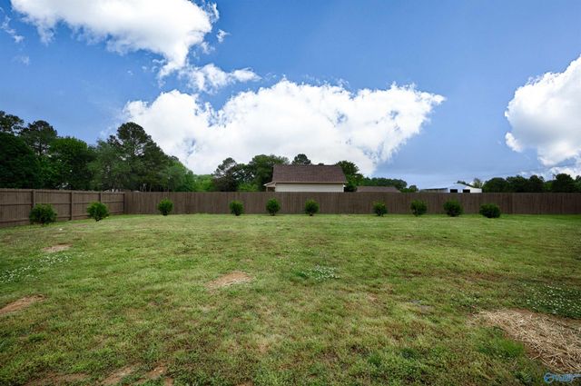 16021 Oneal Road, Athens, AL 35614
