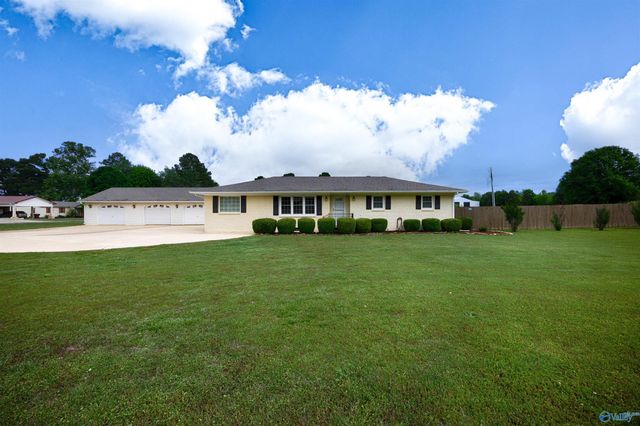 16021 Oneal Road, Athens, AL 35614