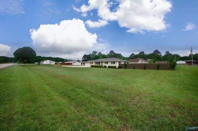 16021 Oneal Road, Athens, AL 35614