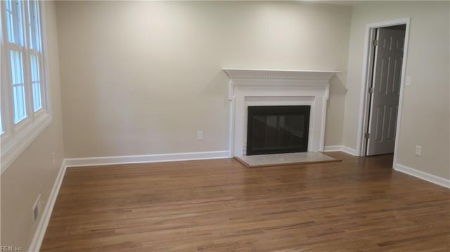 415 Pin Oak RD, Newport News, VA 23601