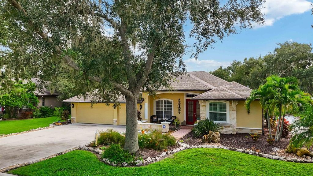 Image 32 of property listing at 127 MILL RUN E, Bradenton, FL 34212