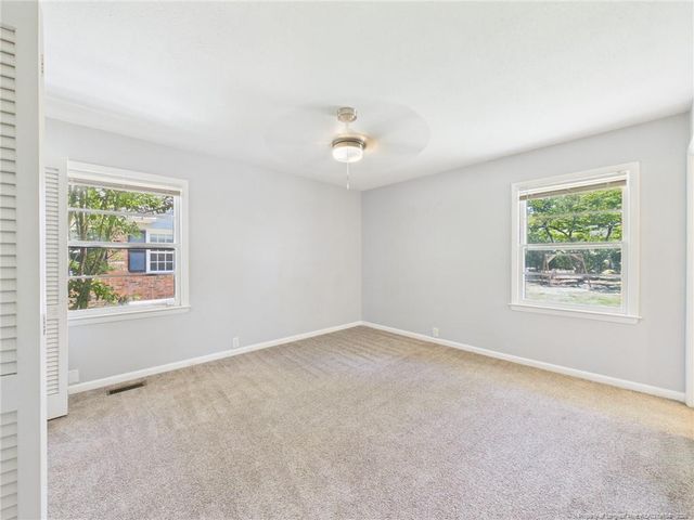 2621 Huntington Road, Fayetteville, NC 28303
