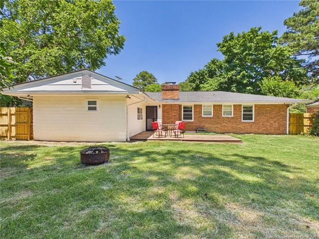 2621 Huntington Road, Fayetteville, NC 28303