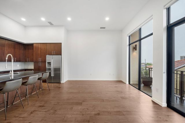 4820 Caroline Street 507, Houston, TX 77004