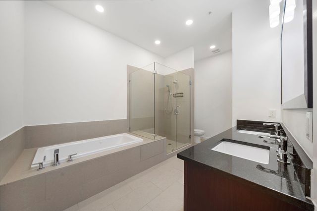 4820 Caroline Street 507, Houston, TX 77004