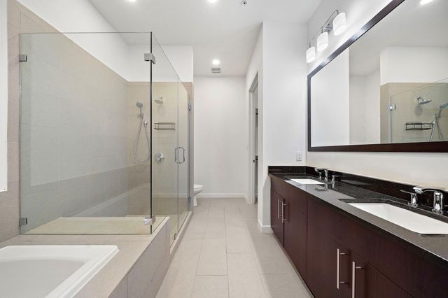 4820 Caroline Street 507, Houston, TX 77004