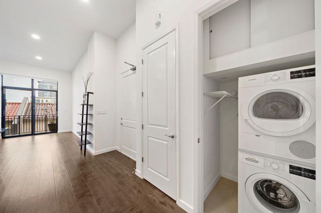 4820 Caroline Street 507, Houston, TX 77004
