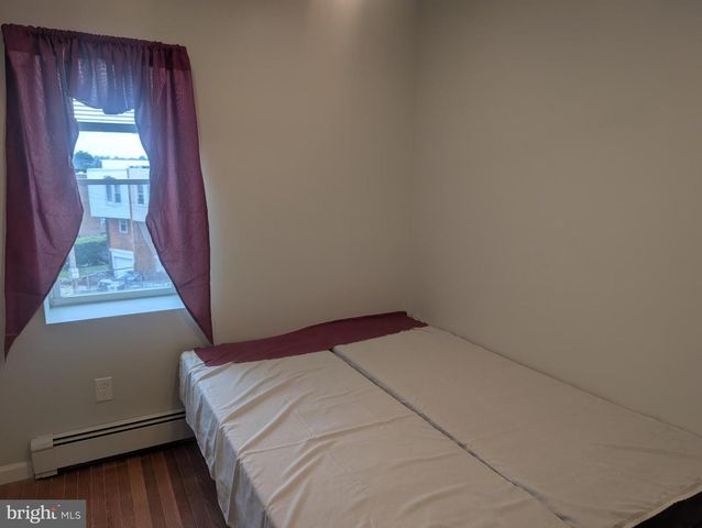 3183 N ROSEDALE AVE, Camden, NJ 08105