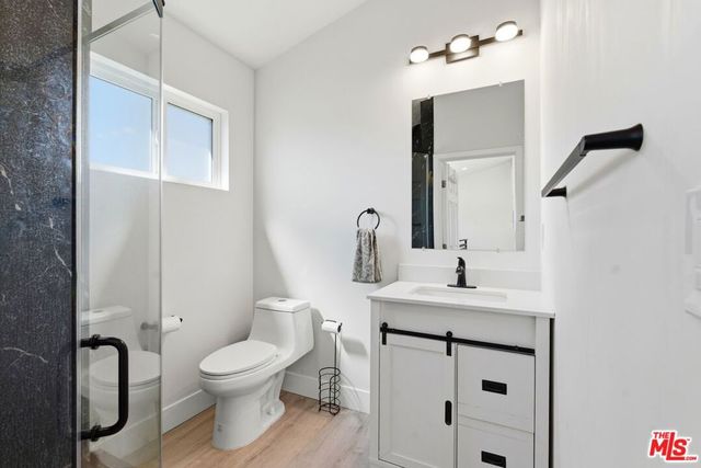 23320 Bassett Street, West Hills, CA 91307