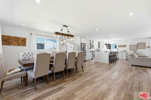 23320 Bassett Street, West Hills, CA 91307