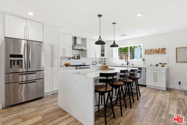 23320 Bassett Street, West Hills, CA 91307