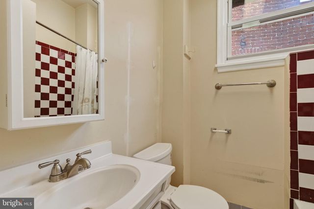 3477 HOLMEAD PL NW, Washington, DC 20010