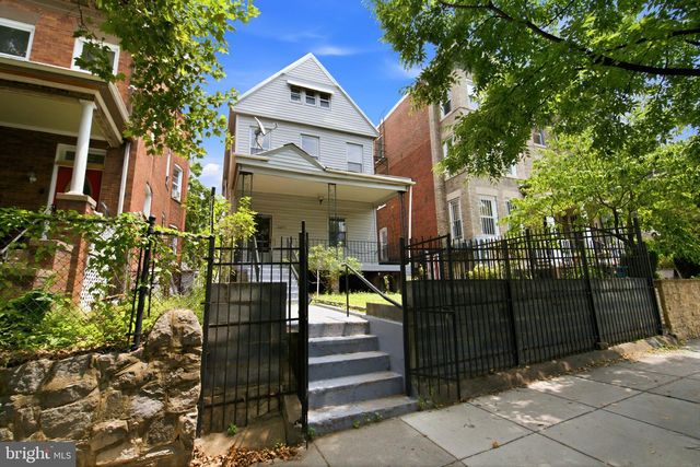 3477 HOLMEAD PL NW, Washington, DC 20010