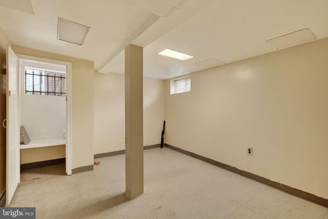 3477 HOLMEAD PL NW, Washington, DC 20010