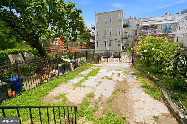 3477 HOLMEAD PL NW, Washington, DC 20010