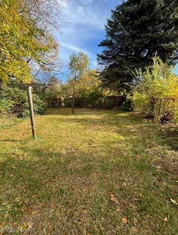 2919 E 64th Street, Cleveland, OH 44127