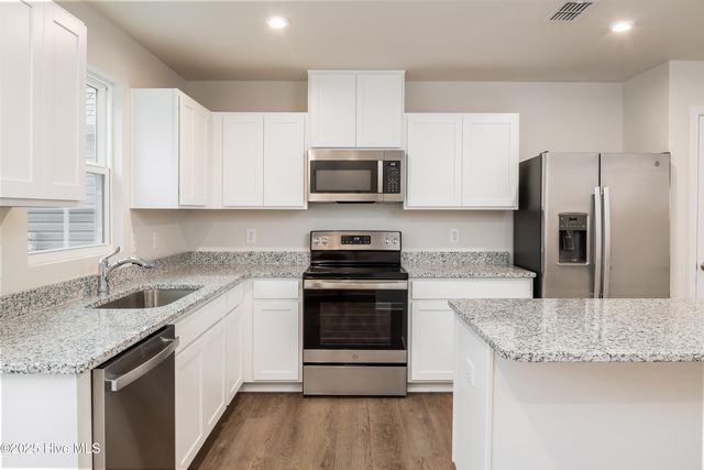 1496 Pine Log Trail, Bolivia, NC 28422