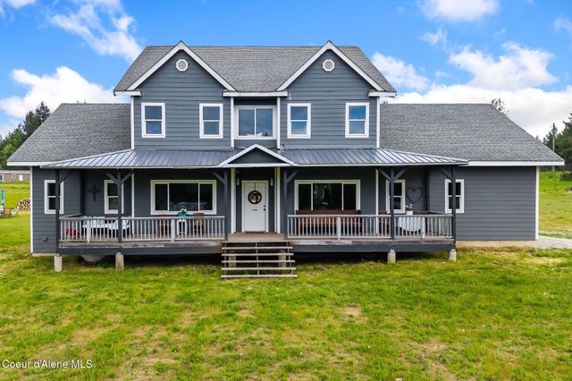 438 Davis RD, Sagle, ID 83860