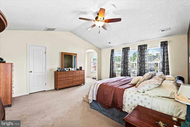 6116 SCHOONER CIR, King George, VA 22485