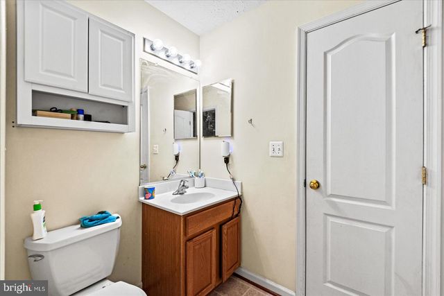 6116 SCHOONER CIR, King George, VA 22485