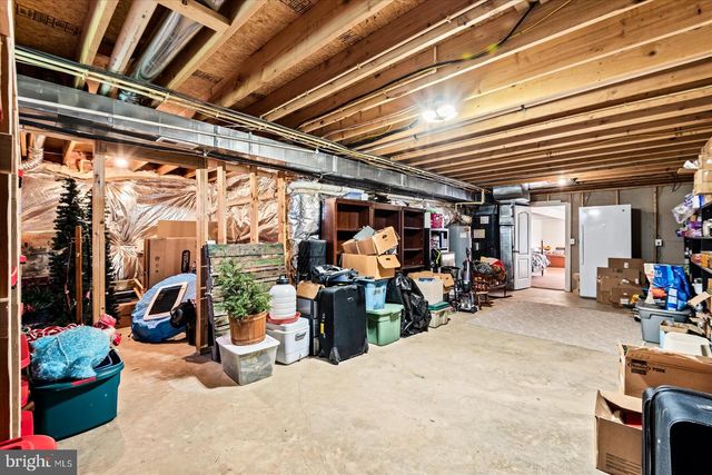 6116 SCHOONER CIR, King George, VA 22485