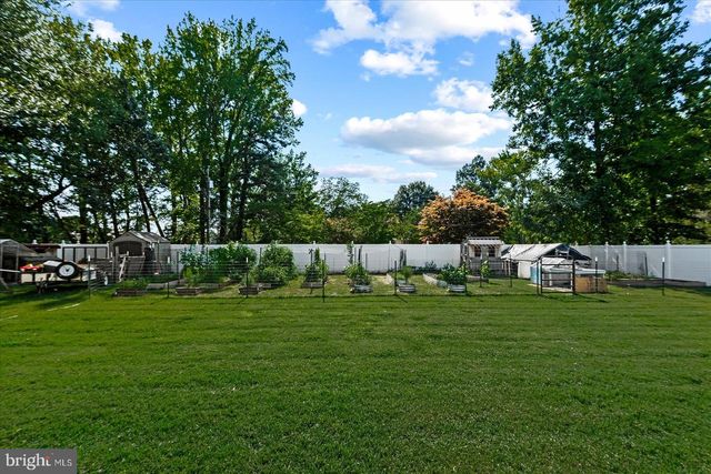 6116 SCHOONER CIR, King George, VA 22485