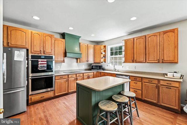 6116 SCHOONER CIR, King George, VA 22485