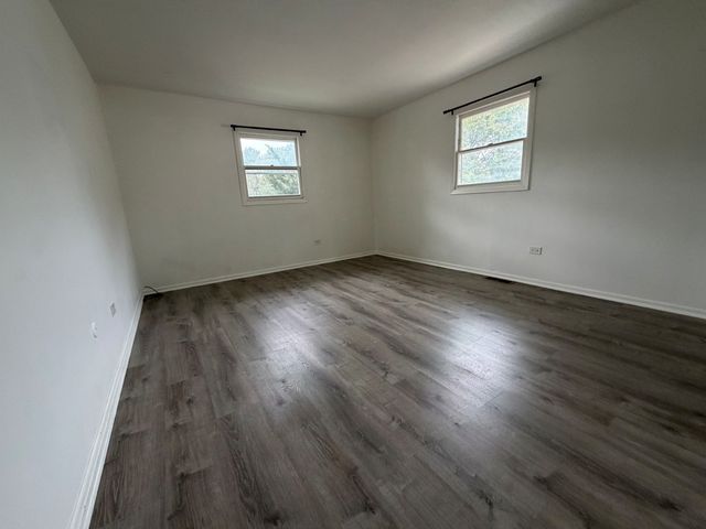 2513 Western Avenue 2513, Waukegan, IL 60087