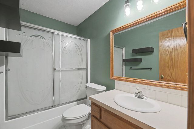 2767 N Battin Ct, Wichita, KS 67220